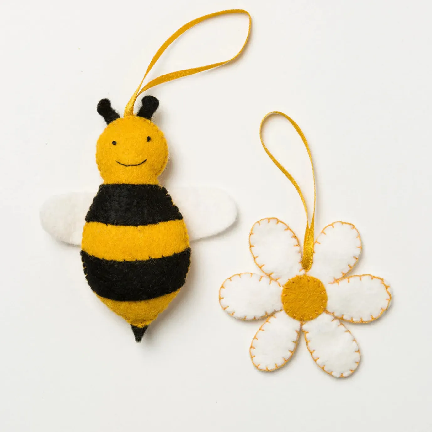 Bee & Flower Wool Mix Felt Craft Kit