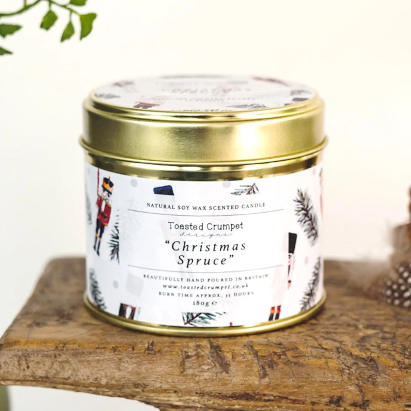 'Christmas Spruce' Candle in a Matte Gold Tin