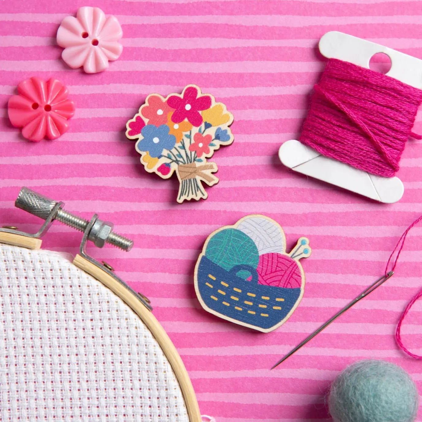 Flower Posey Magnetic Needle Holder