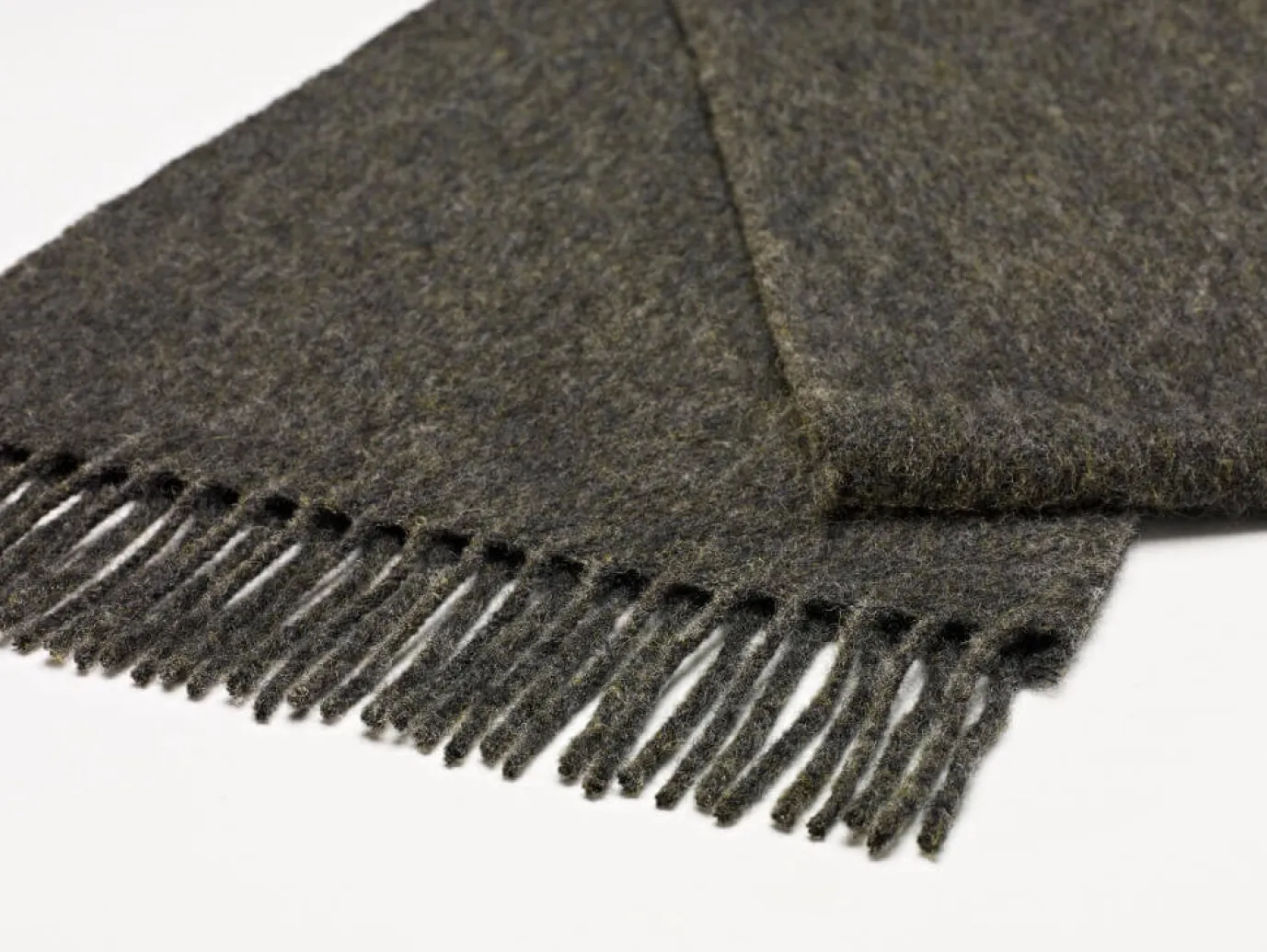 Luxury Gray Merino Lambswool Scarf