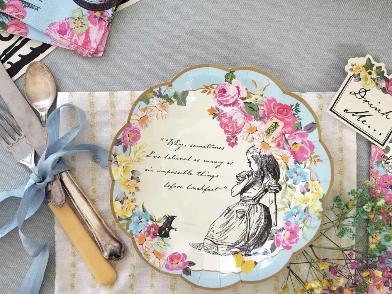 Small Alice in Wonderland Plates - 12 pack
