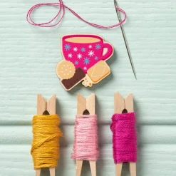 Tea & Biscuits Magnetic Needle Holder